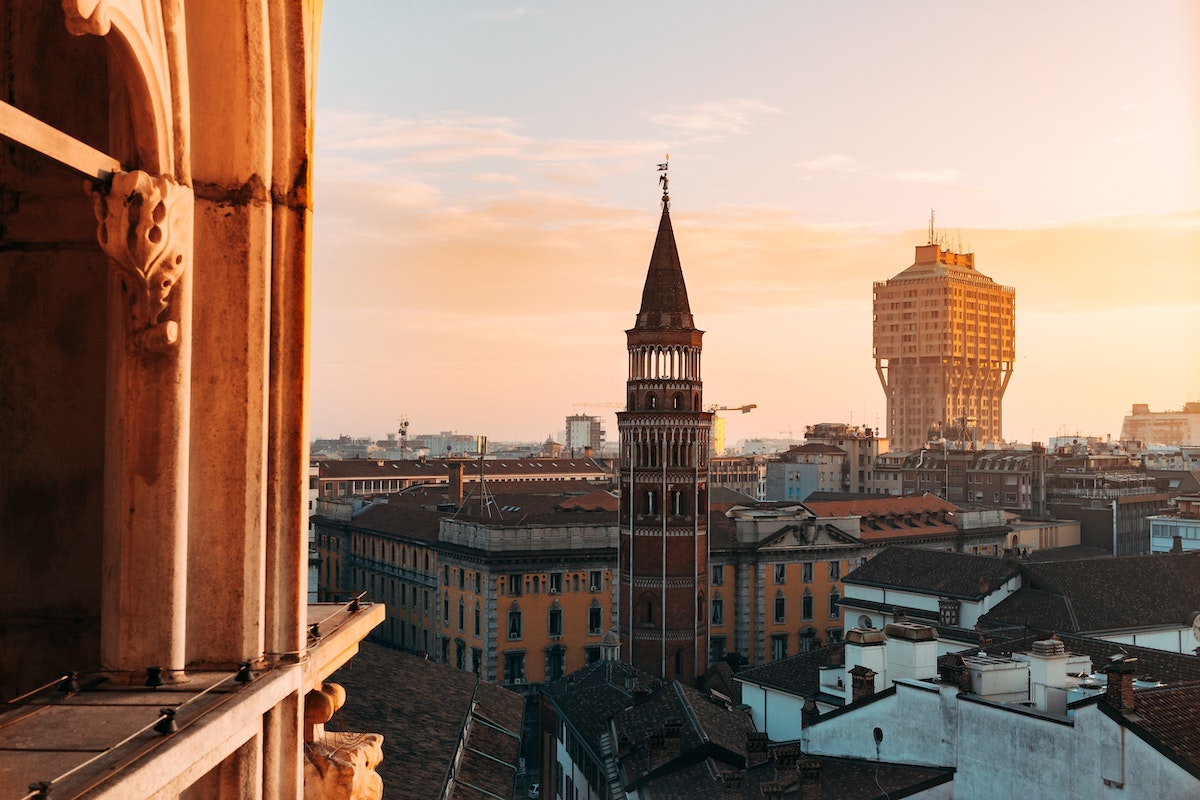 Milan: City Travel Guide