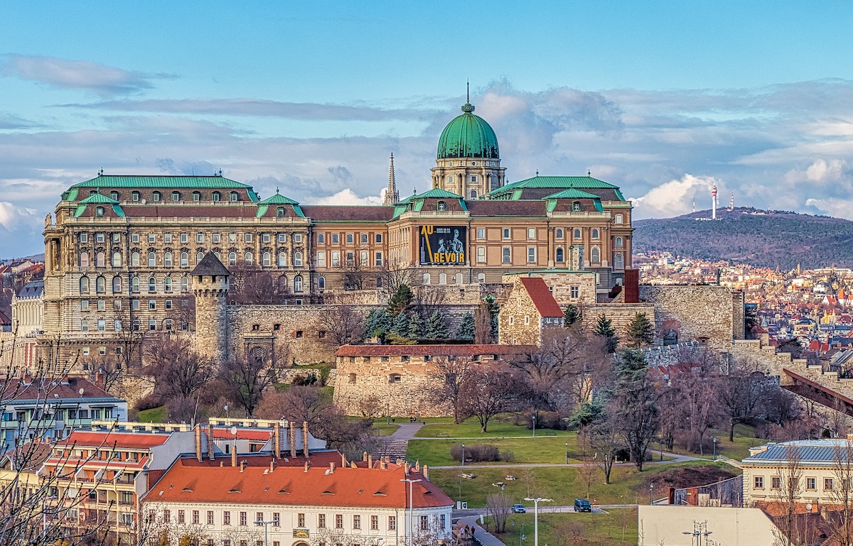 Budapest: City Travel Guide