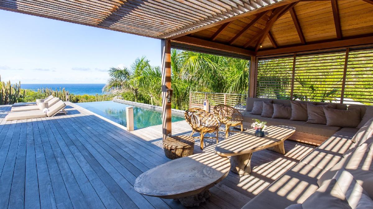 Island Romance: 9 Luxury Villa Rentals in St Barts for Couples