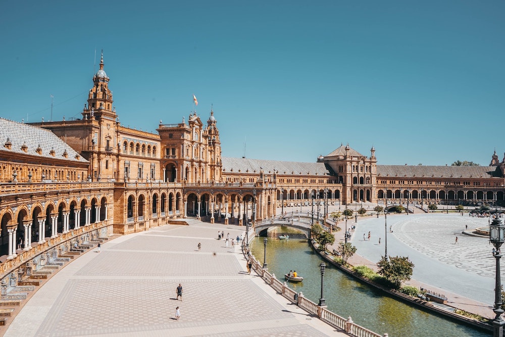Seville: City Travel Guide