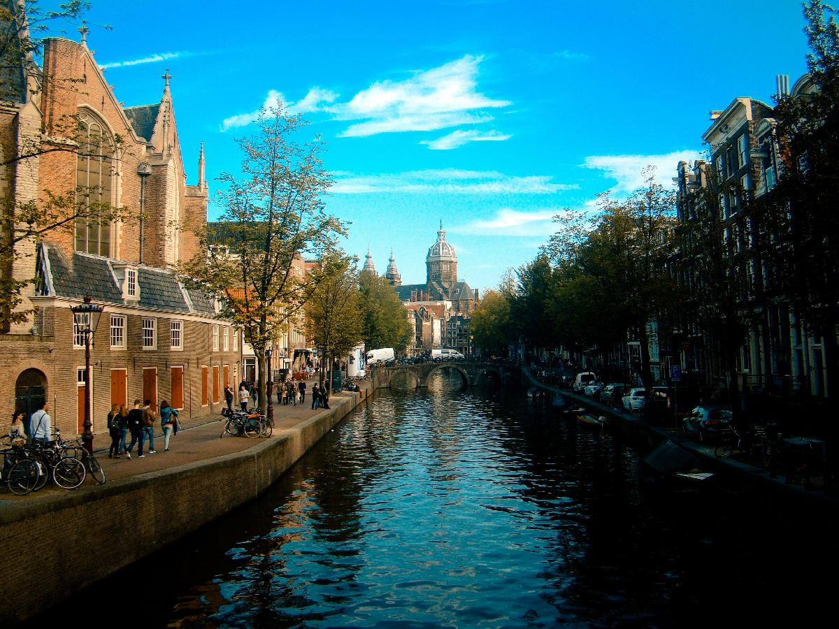 5th Day of Christmas Holiday Gift Guide: All Luxury Amsterdam