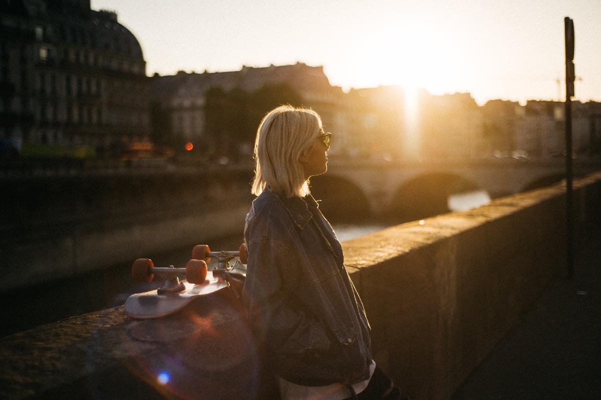 5 Tips for Making Friends as a Single Woman Moving to Paris