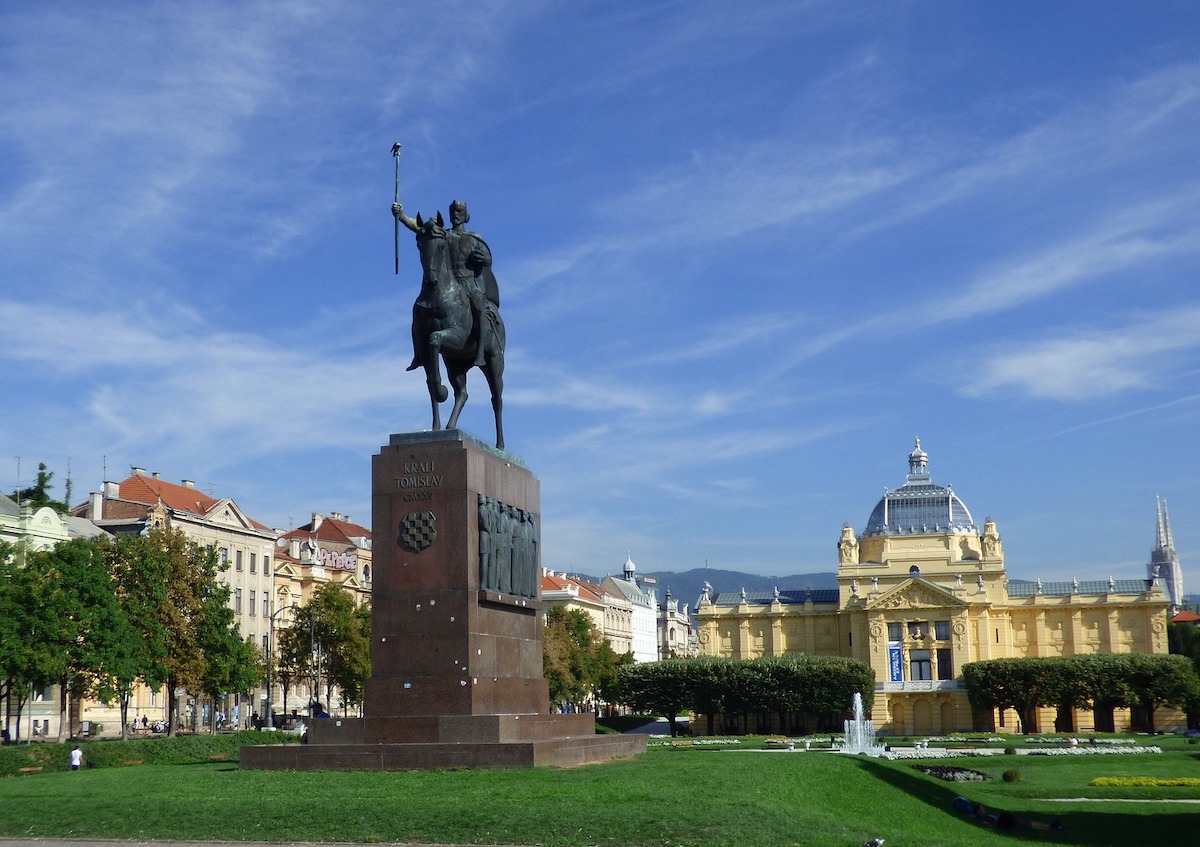 Zagreb: City Travel Guide