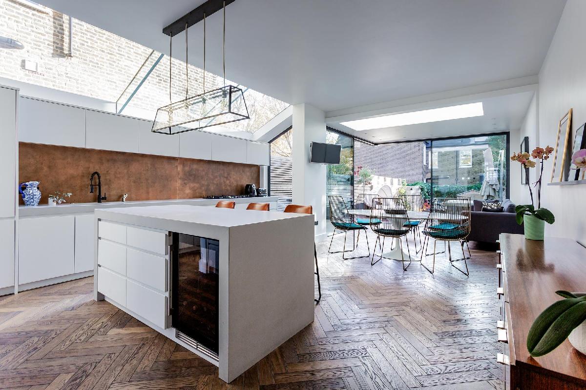 Long Term Rentals in London with Beautiful Kitchens