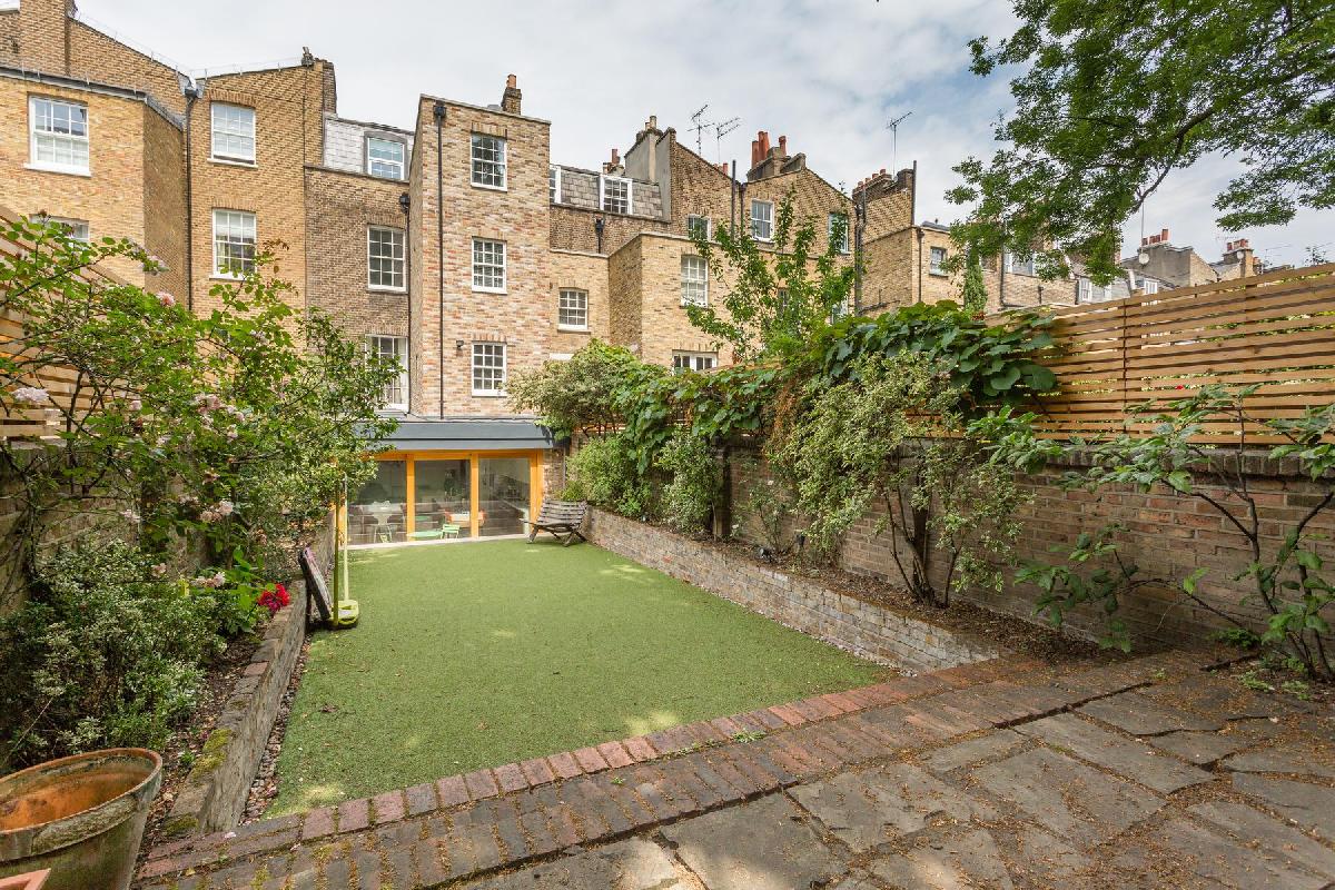 Breath of Fresh Air: 10 London Houses with Gardens