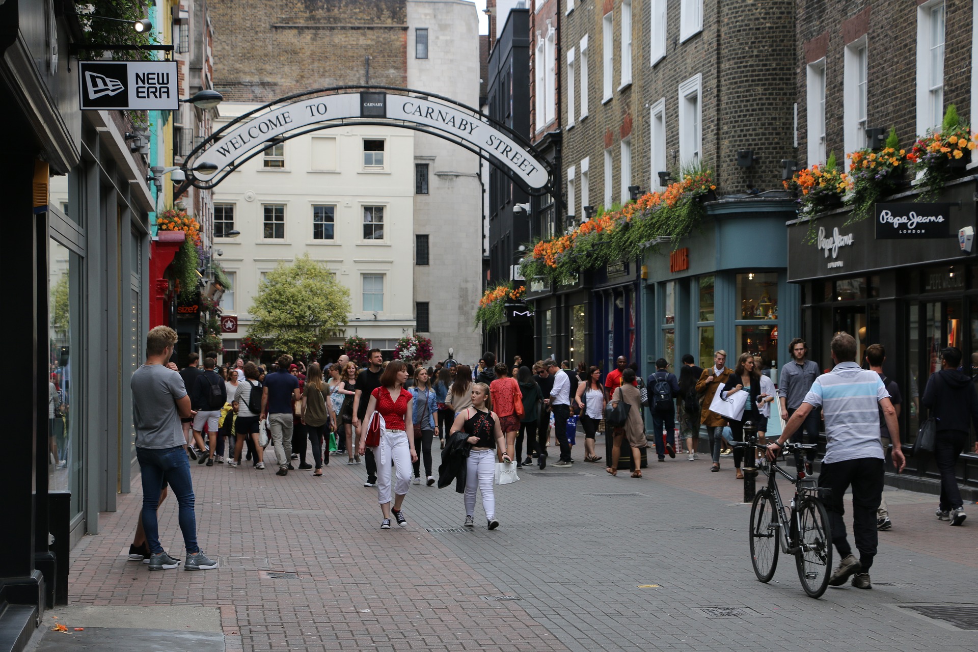Carnaby street - london shopping