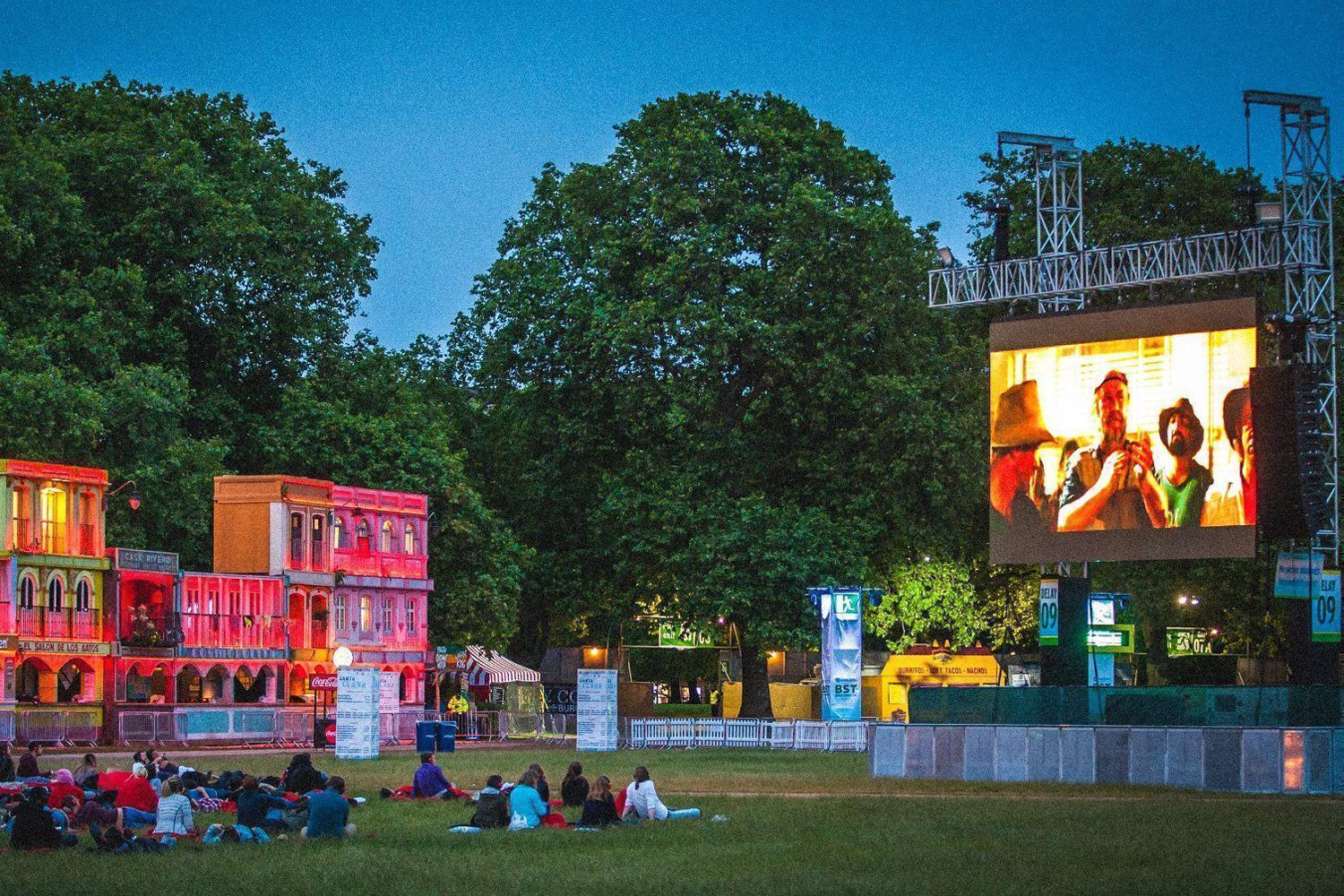 outdoor cinema in London - All Luxury Apartments